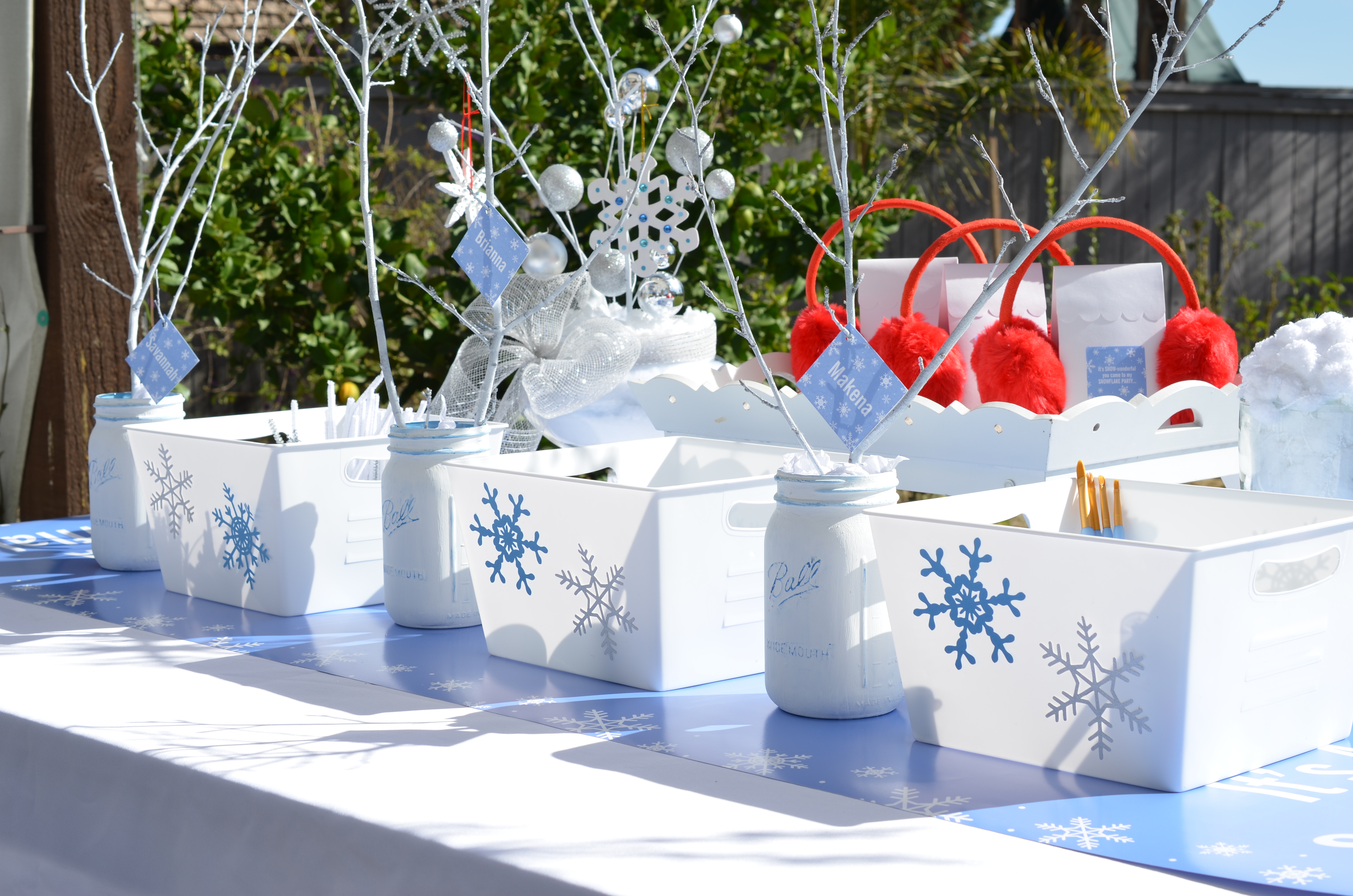 Do You Want To Build A Snowflake Winter Theme Party - Candles and