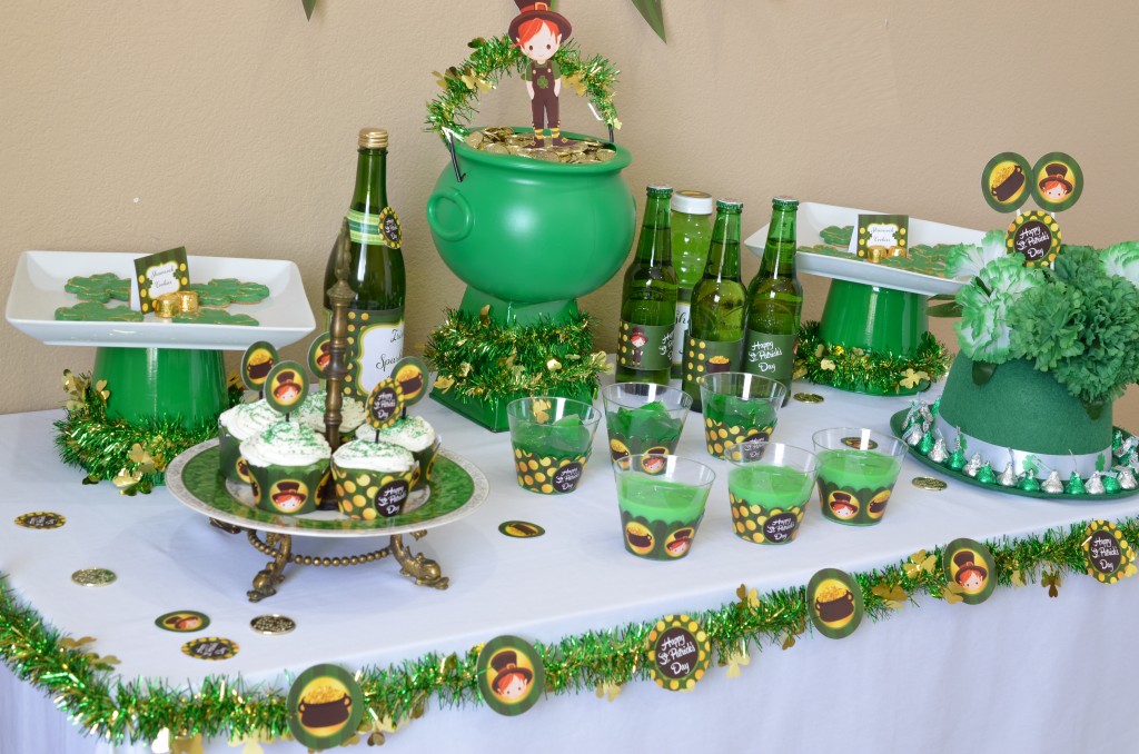 st patricks day printable side view of table  copy