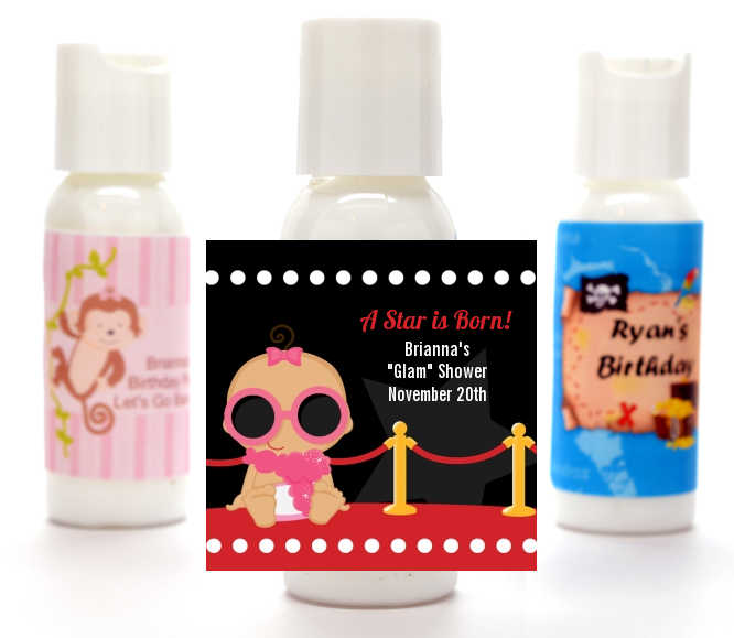  A Star Is Born Hollywood &reg; - Personalized Baby Shower Lotion Favors Caucasian