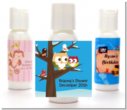 Owl - Winter Theme or Christmas - Personalized Baby Shower Lotion Favors