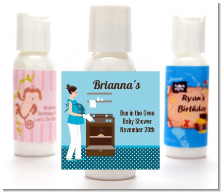 Bun in the Oven Boy - Personalized Baby Shower Lotion Favors