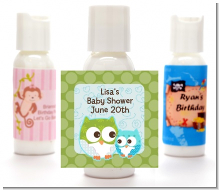 Owl - Look Whooo's Having A Boy - Personalized Baby Shower Lotion Favors
